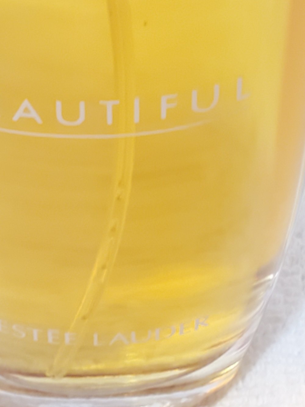 Estee Lauder Beautiful Women's Eau de Parfum Spray 2.5 oz / 75ml Vintage - Picture 2 of 5